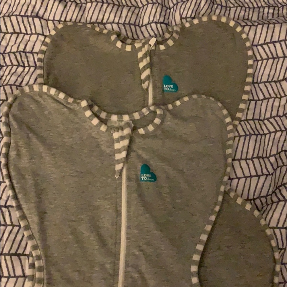 Two Like New Love to Dream Swaddles - Small